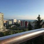 Moris Hotel Kryemëdhej